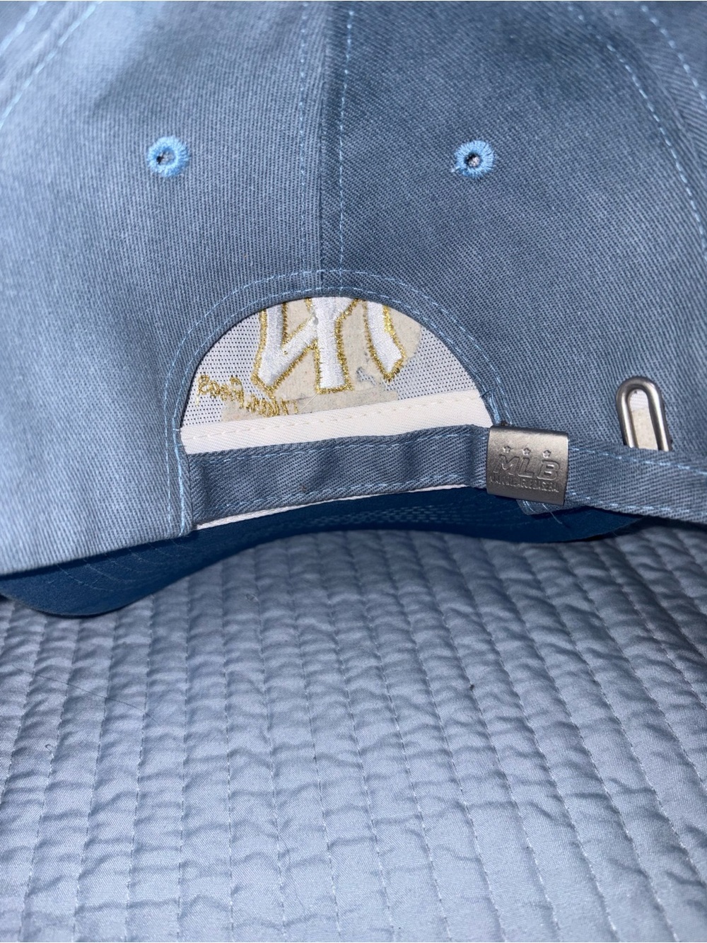 Yankees hat - Picture 3 of 4
